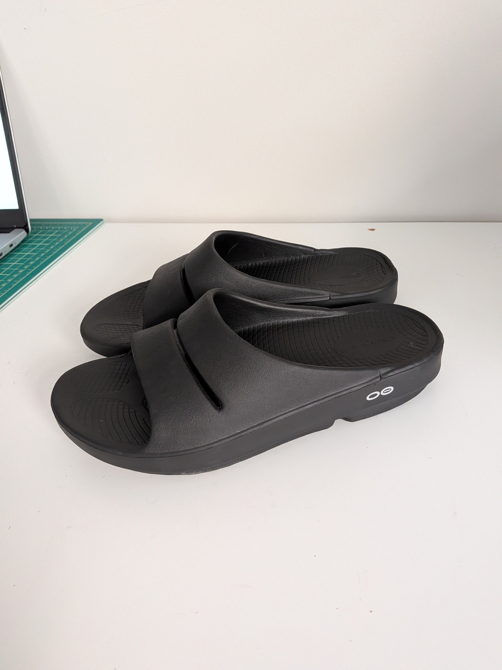 Oofos Ooahh Luxe Slide Sandals